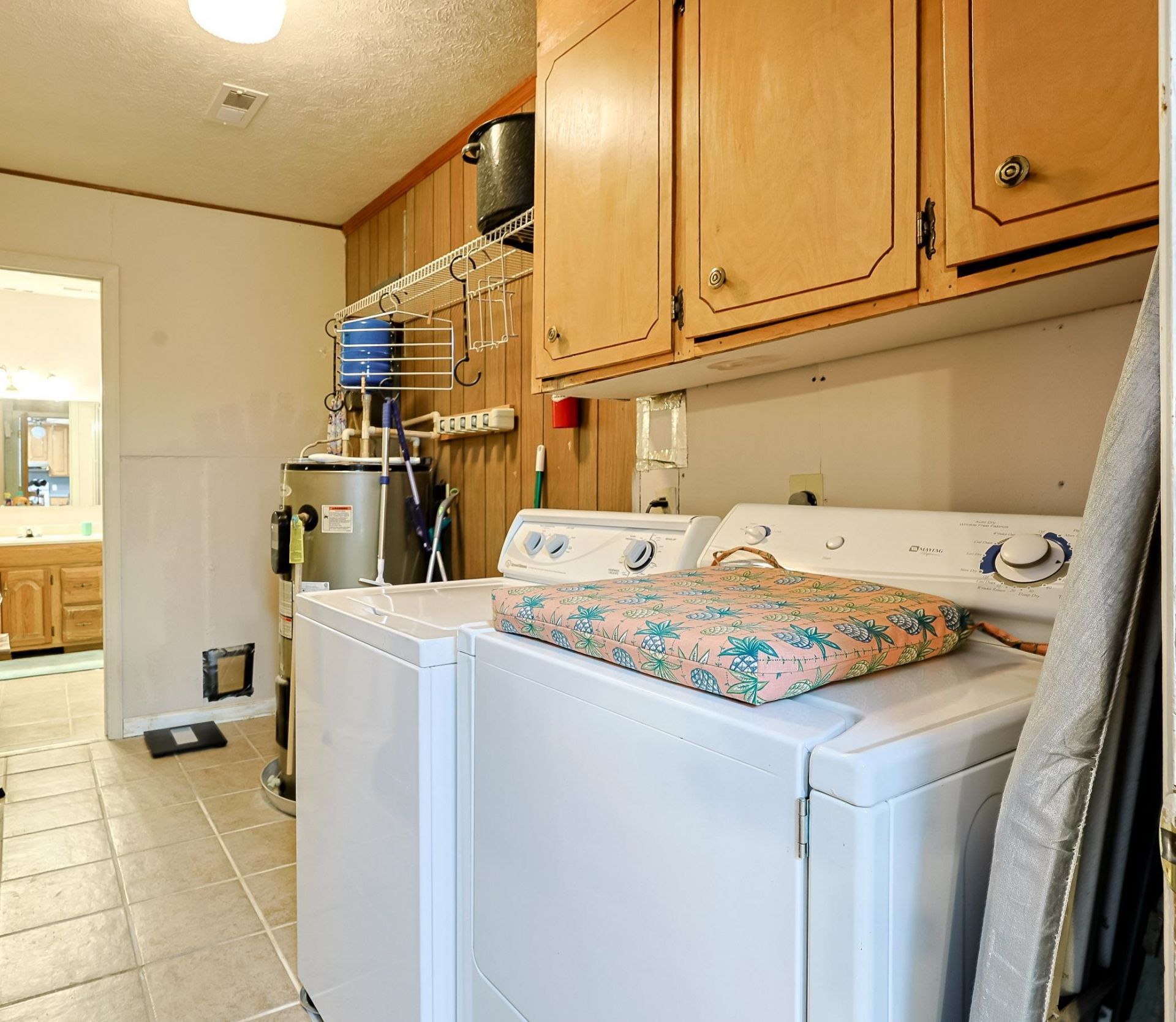 301 Waterside Dr.  Photo 31