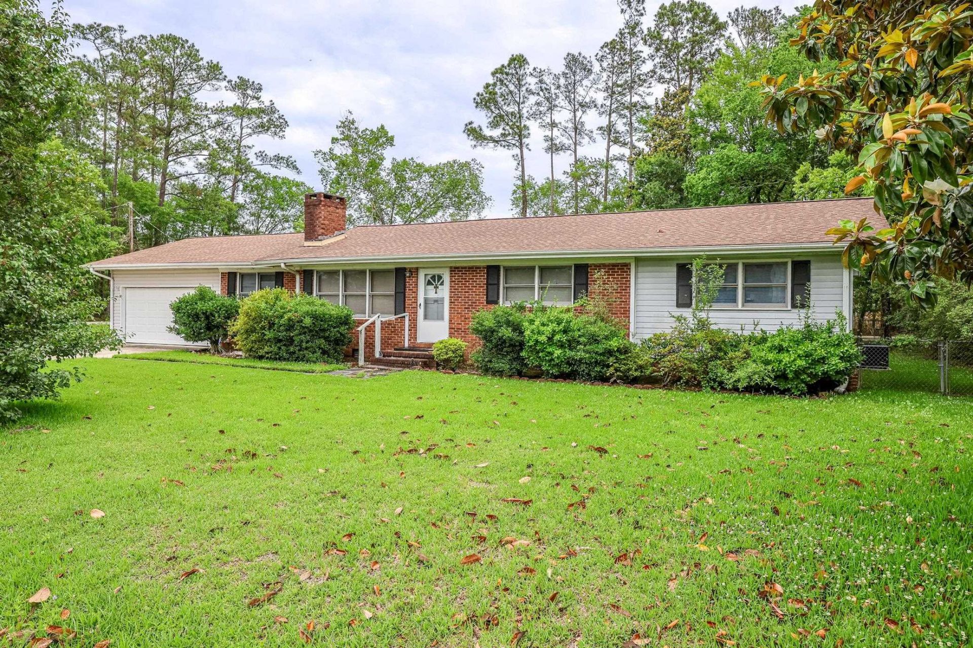 301 Waterside Dr.  Photo 43