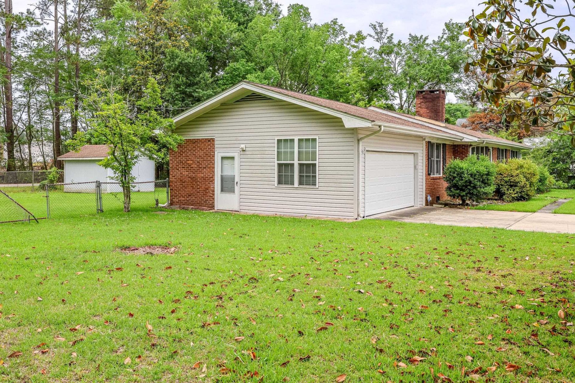 301 Waterside Dr.  Photo 44