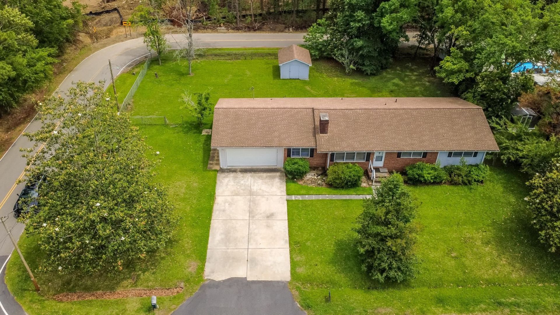 301 Waterside Dr.  Photo 46
