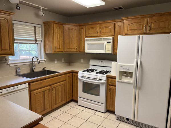 28666 S 621 Court , Grove, OK 74344