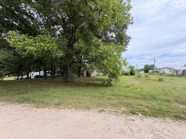 59630 E 251 Road , Grove, OK 74344