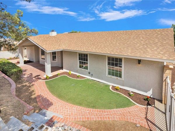 16725 Mission Street, Hesperia, CA 92345