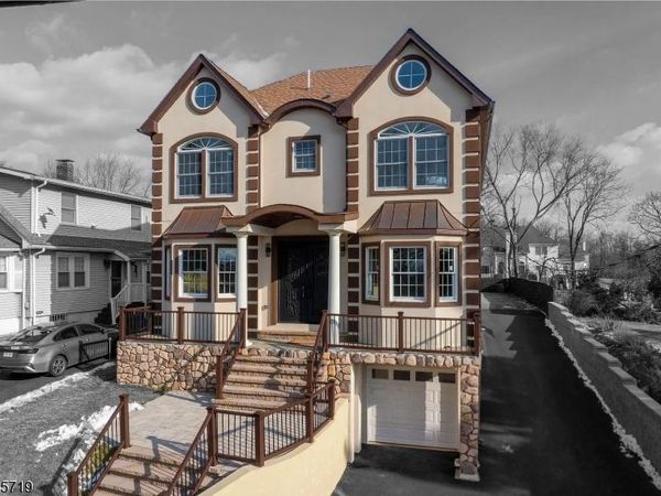 1855 Woodland Ave, Edison, NJ 08820