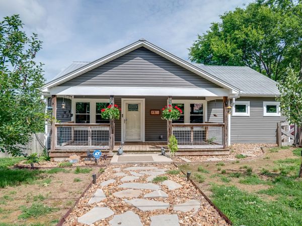 9947 Old Highway 46 , Bon Aqua, TN 37025