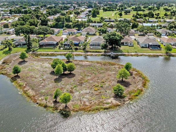 4322 MANFIELD DRIVE , VENICE, FL 34293