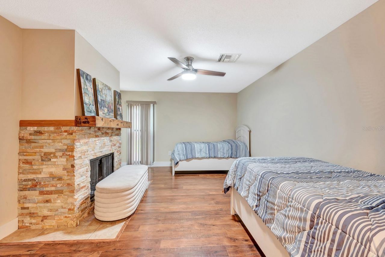 2315 Riverwood Pines Drive, Sarasota, FL 34231 Photo
