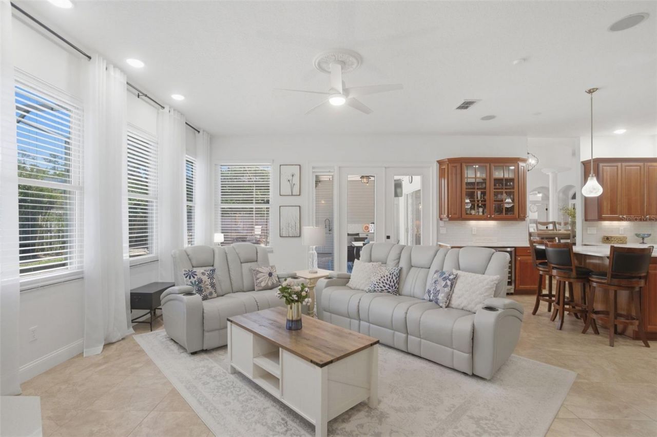 14569 Gainesborough Drive, Orlando, FL 32826 Photo