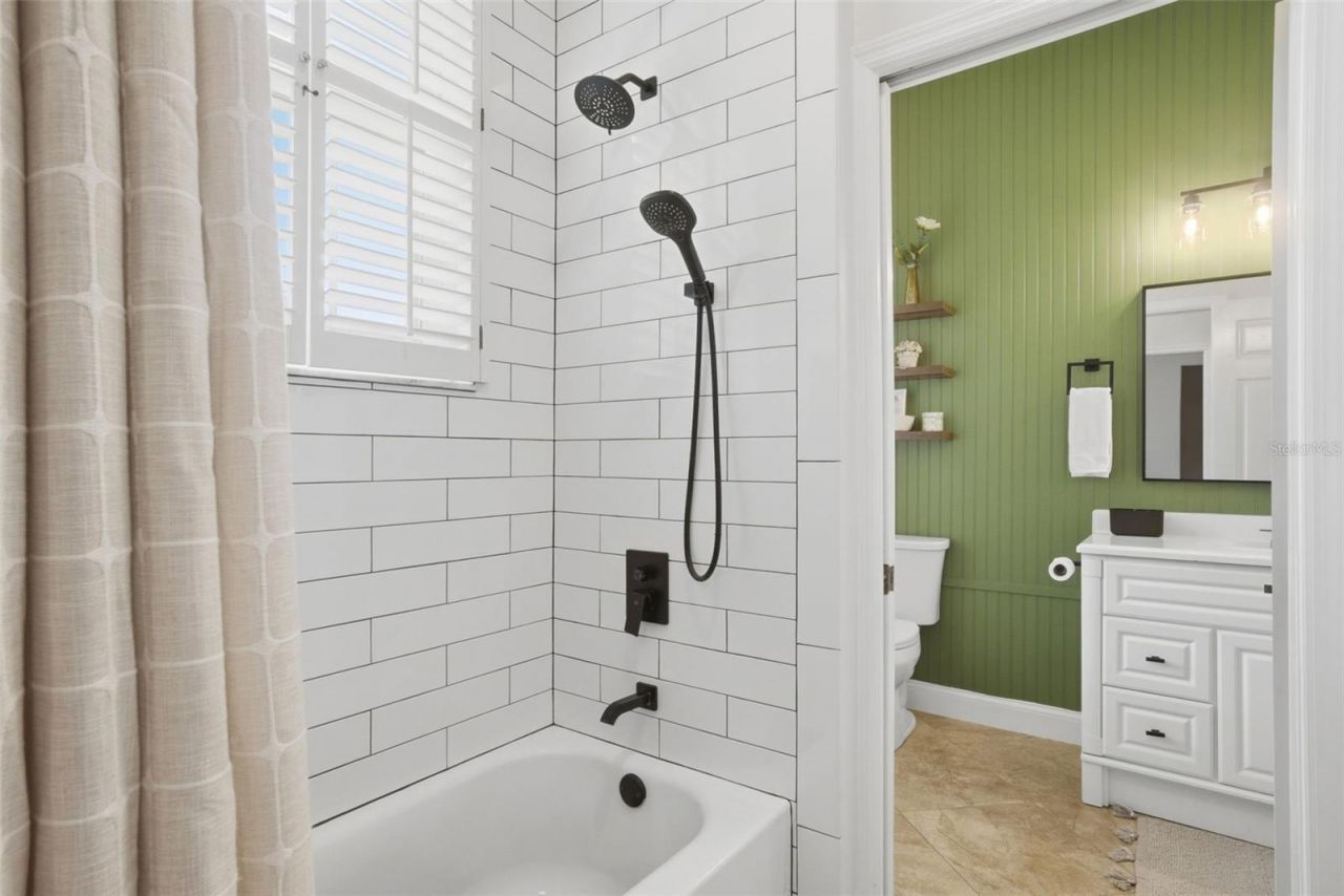 14569 Gainesborough Drive, Orlando, FL 32826 Photo