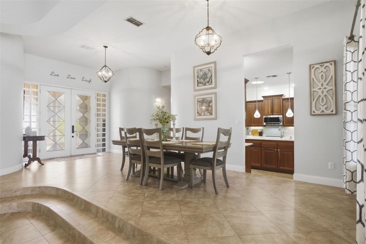 14569 Gainesborough Drive, Orlando, FL 32826 Photo