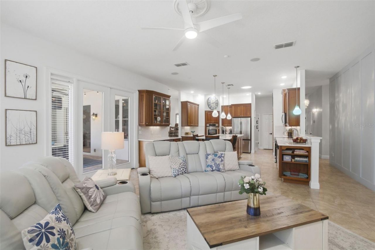 14569 Gainesborough Drive, Orlando, FL 32826 Photo