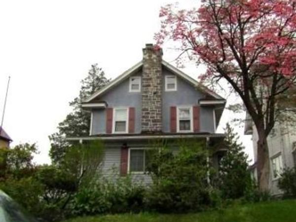 327 WAYNE AVENUE , LANSDOWNE, PA 19050