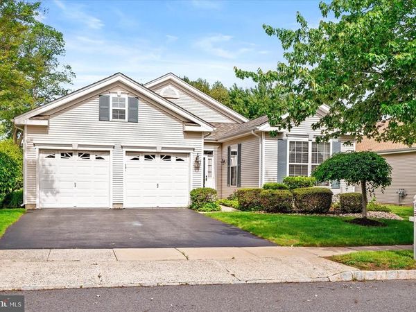10 POWDERHORN WAY, ALLENTOWN, NJ 08501