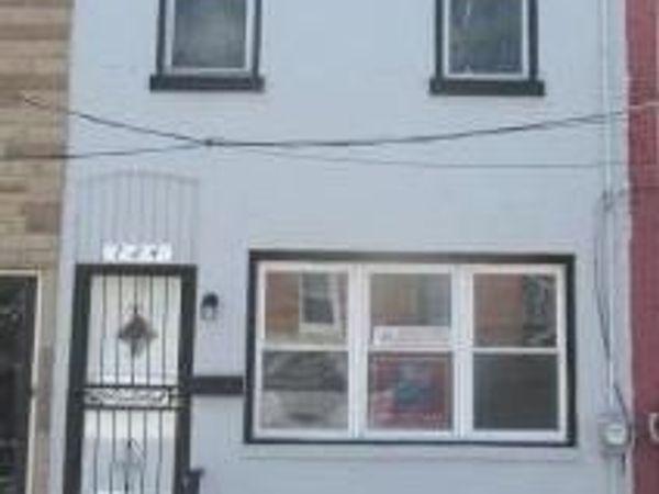 724 SPRUCE STREET , CAMDEN, NJ 08103