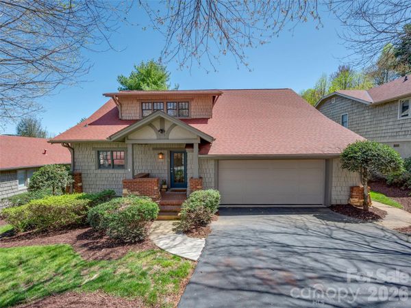 19 Lacoste Drive , Hendersonville, NC 28739
