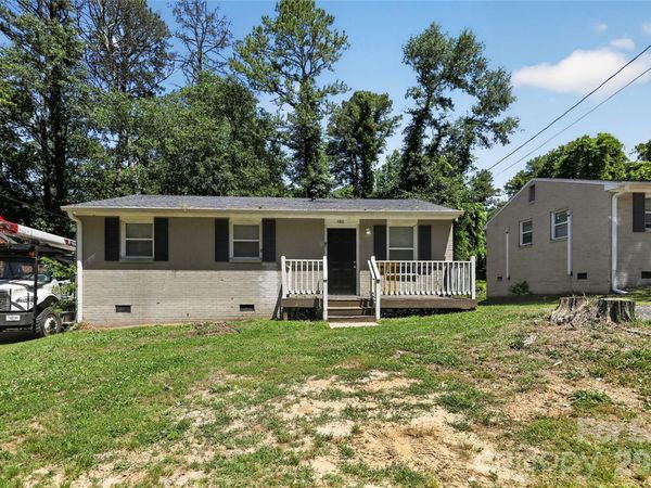 9 Delores Street , Greenville, SC 29605