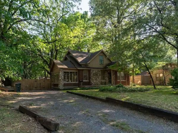 3589 SPOTTSWOOD AVE, Memphis, TN 38111