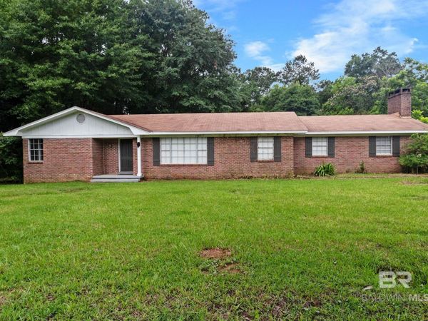 384 Old Bratt Road, Atmore, AL 36502