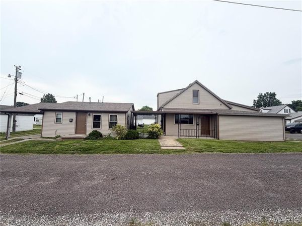 114 Park Avenue , Dupo, IL 62239