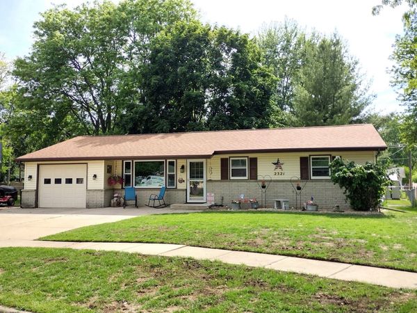 2321 Devon Court , Loves Park, IL 61111