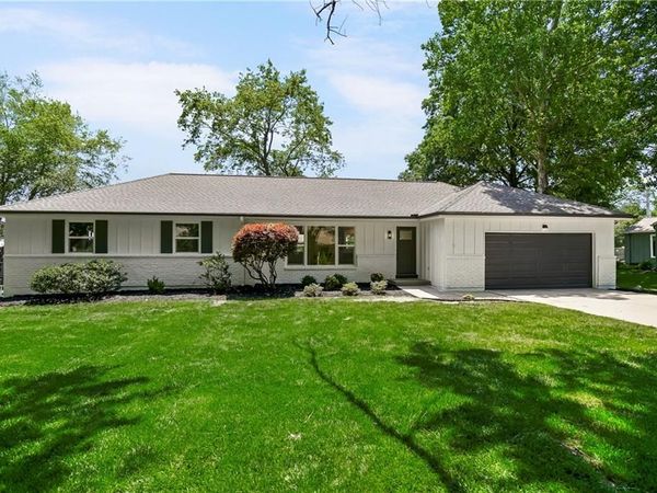 3515 W 93rd Street, Leawood, KS 66206