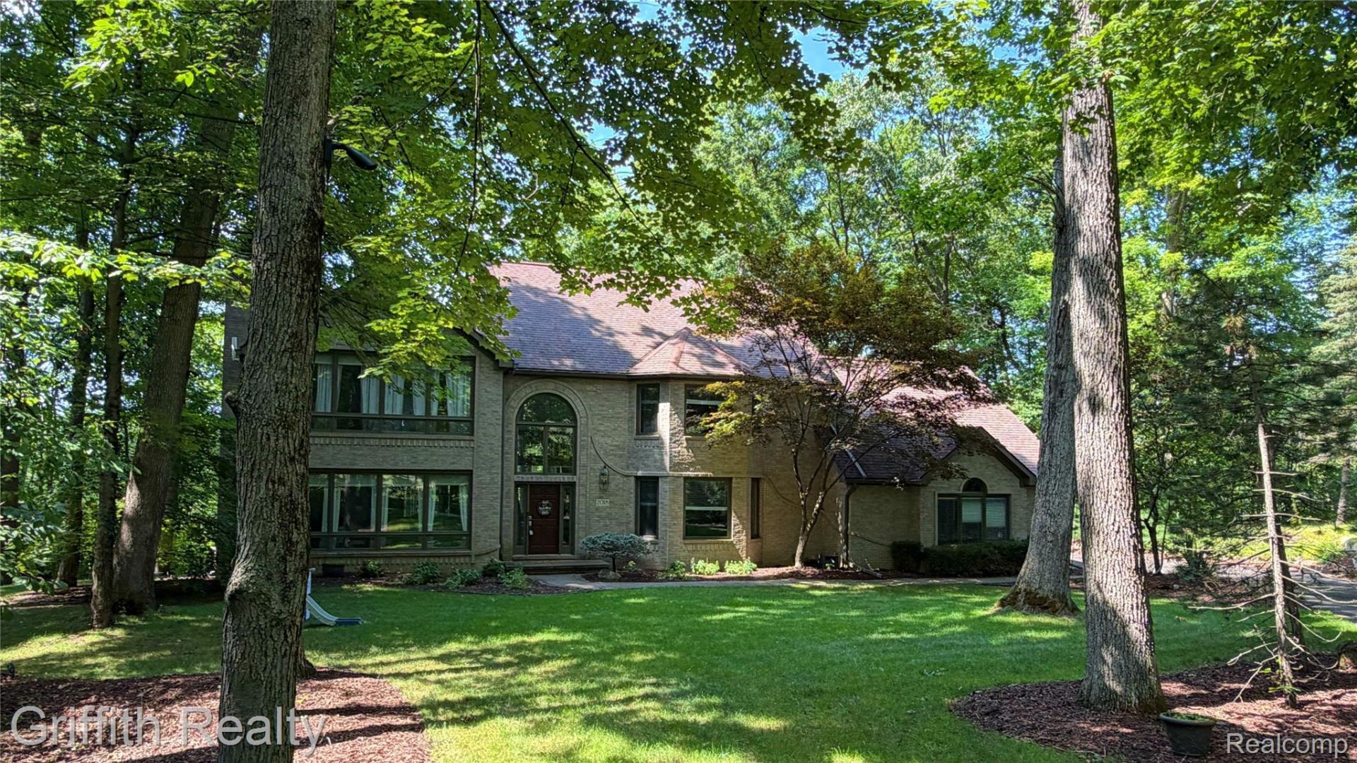 2018 Pine Hollow Trail Brighton Township, Mi 