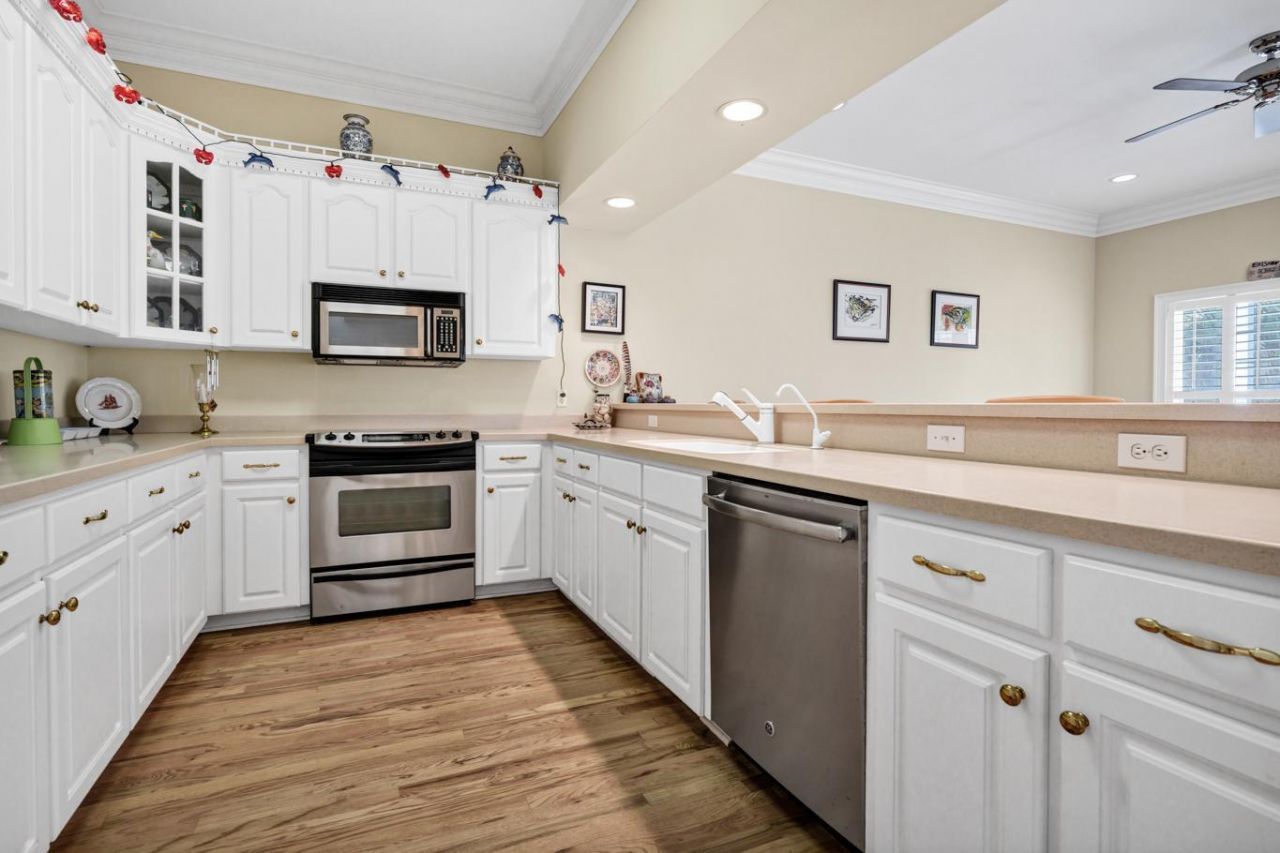 3332 Myrtle Street Photo 10