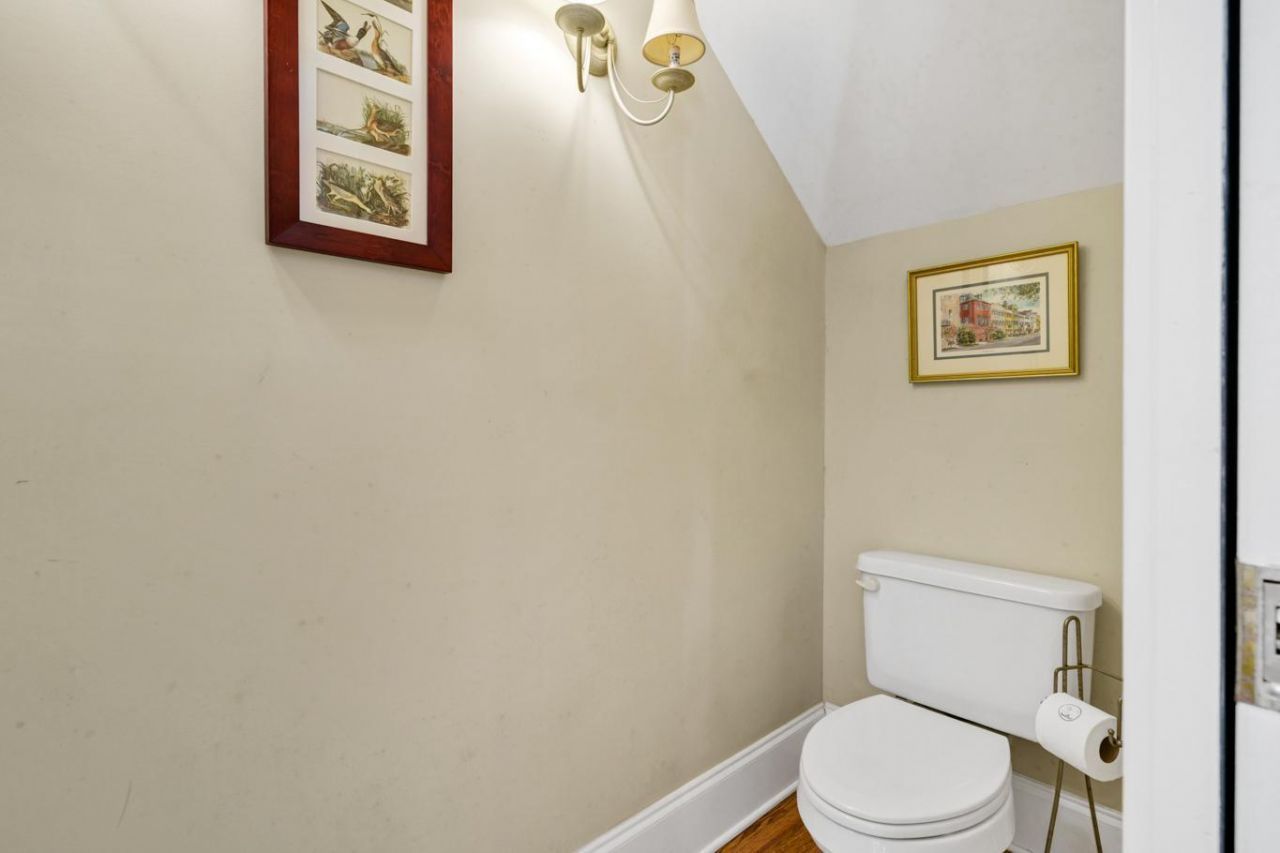 3332 Myrtle Street Photo 19