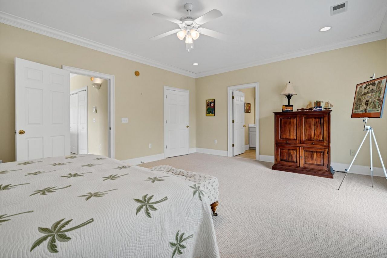 3332 Myrtle Street Photo 32