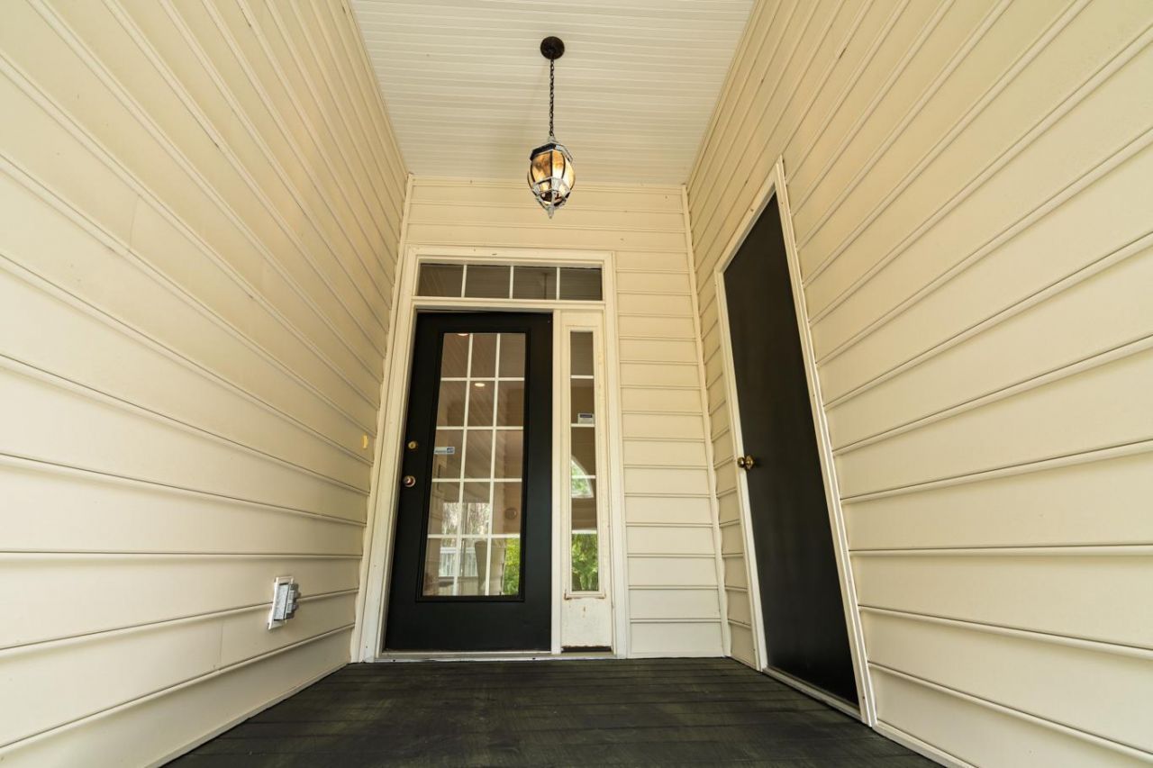 3332 Myrtle Street Photo 6