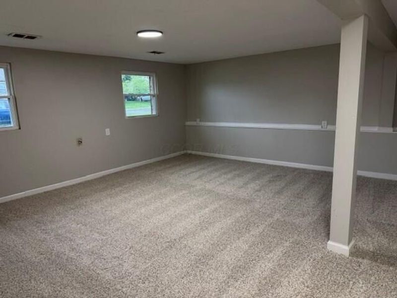 2142 Summer Breeze Drive , Columbus, OH 43223 Photo 14