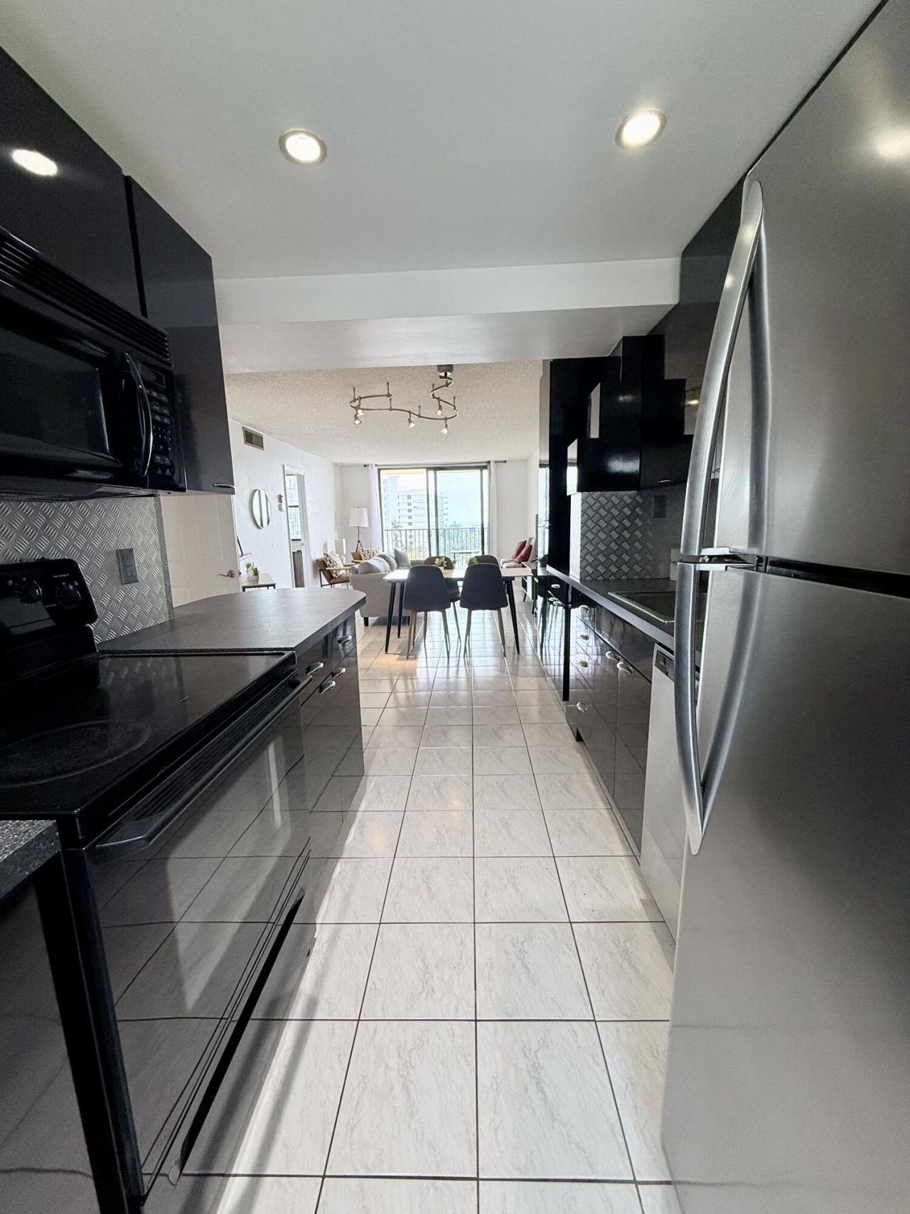 801 N Ocean Boulevard, Unit 802, Pompano Beach, FL 33062 Photo