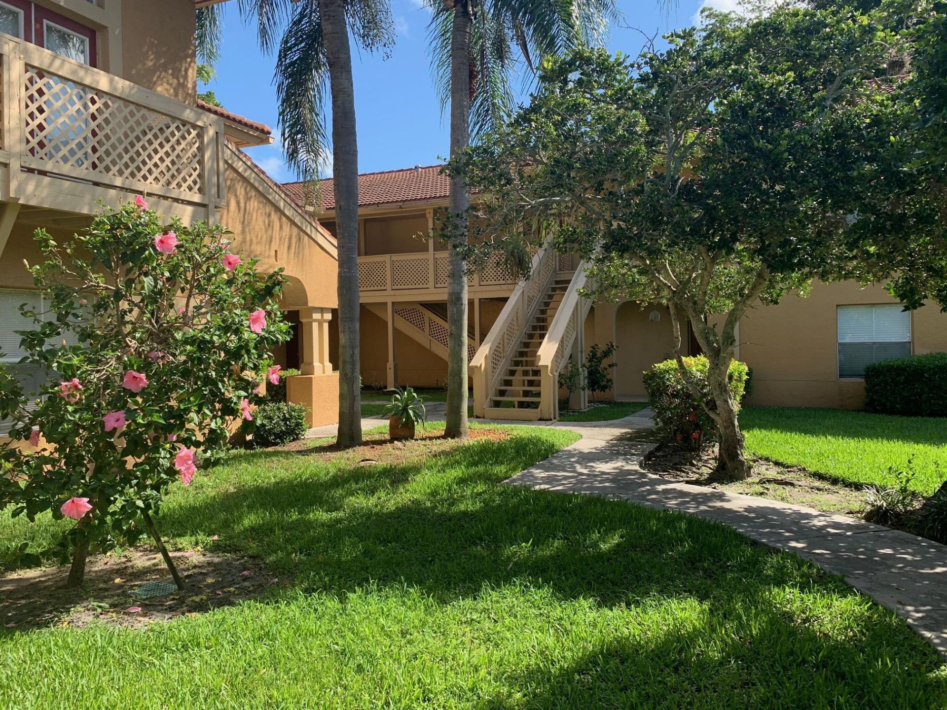 4799 Via Palm Lakes, Unit 1611, West Palm Beach, FL 33417 Photo