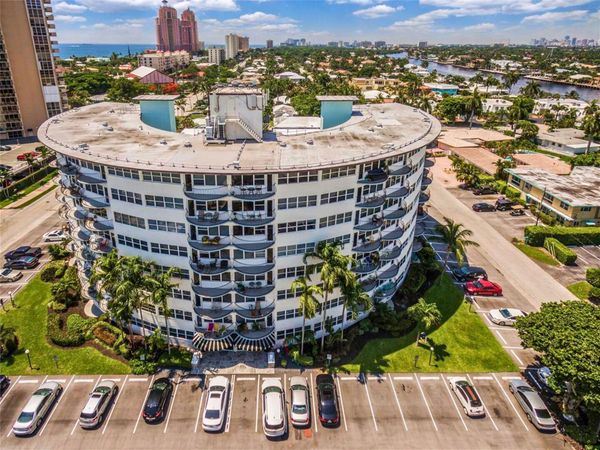 3250 NE 28th Street, Unit 809, Fort Lauderdale, FL 33308