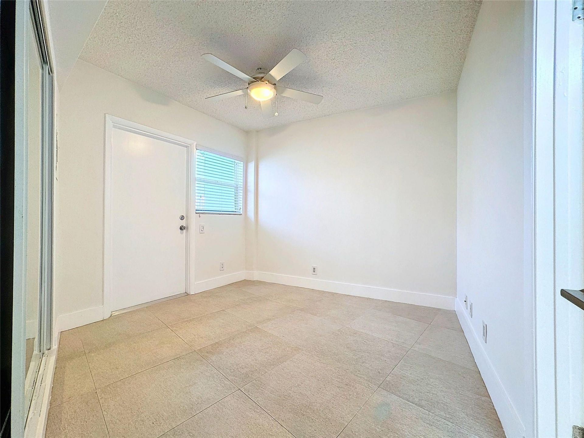 3250 NE 28th Street, Unit 809, Fort Lauderdale, FL 33308 Photo