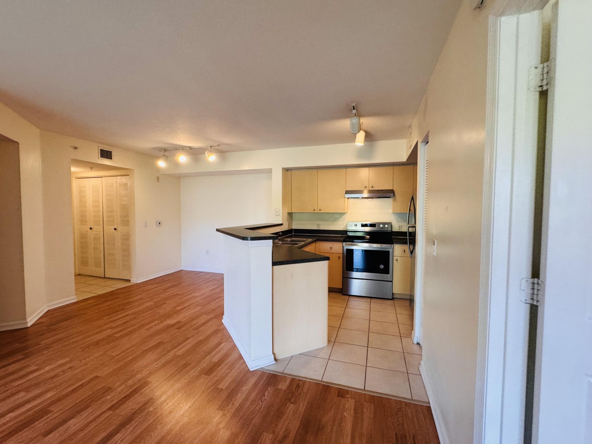 4171 San Marino Boulevard, Unit 108, West Palm Beach, FL 33409 Photo