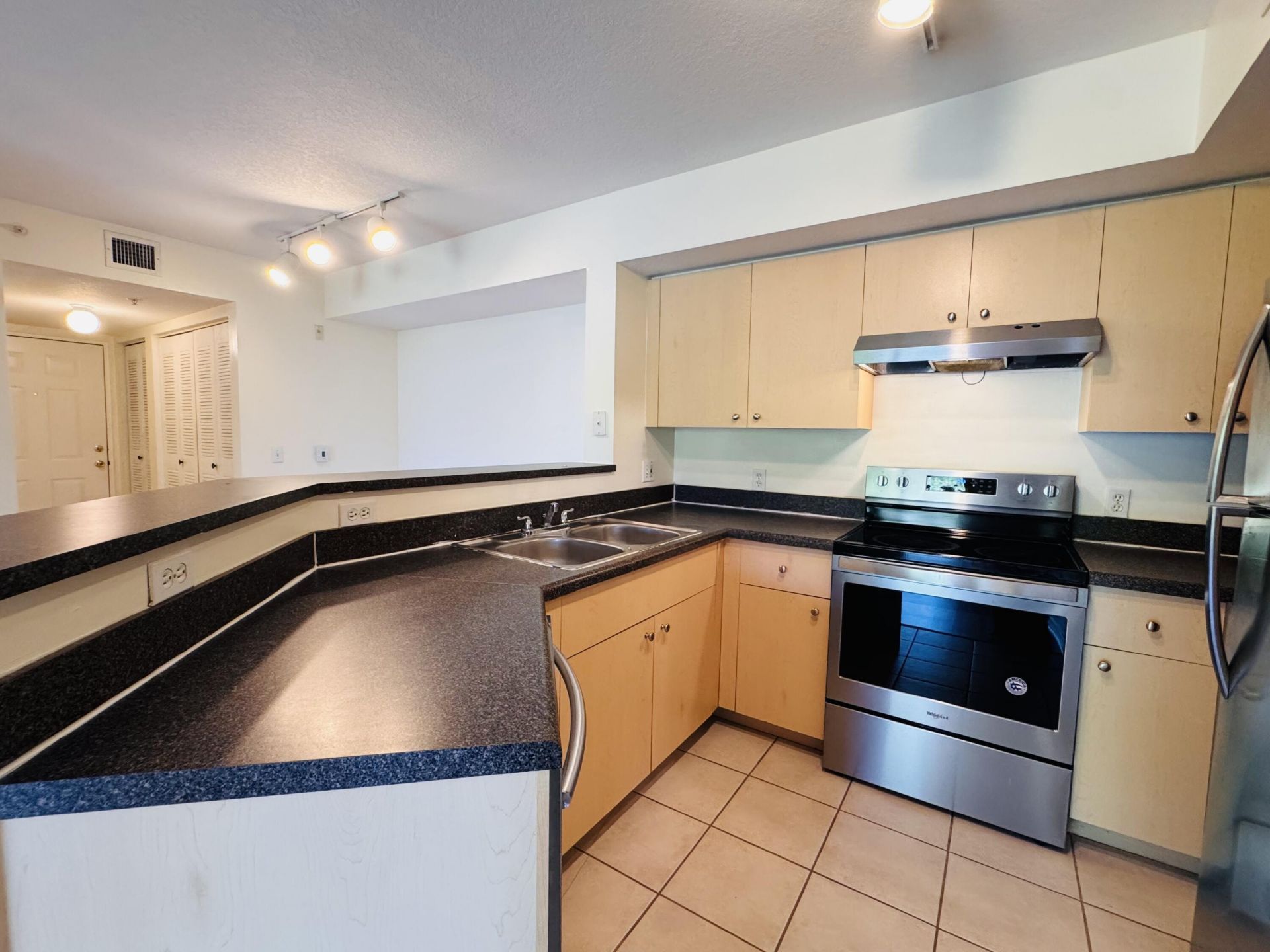 4171 San Marino Boulevard, Unit 108, West Palm Beach, FL 33409 Photo
