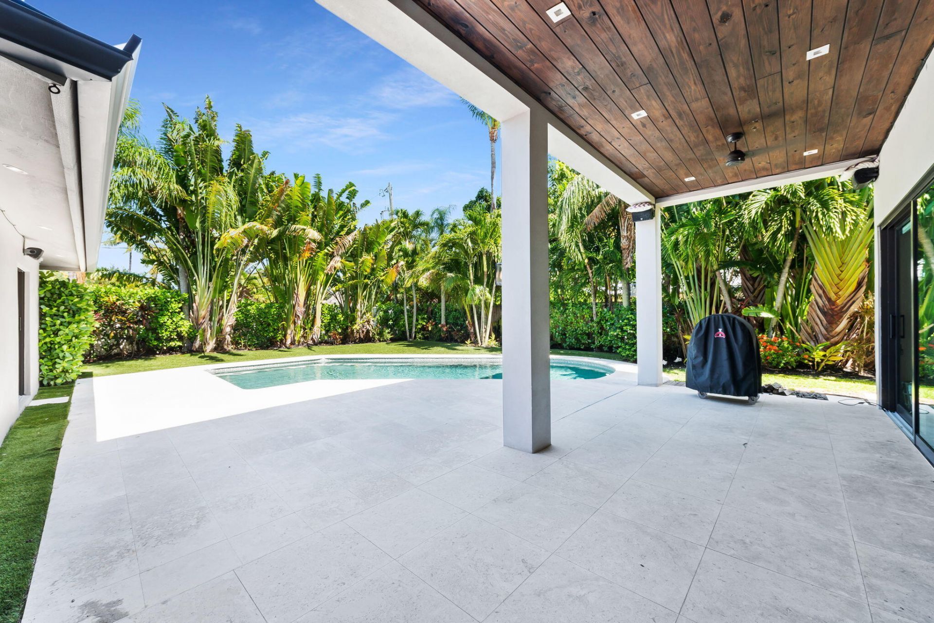 1100 SE 5th Court, Deerfield Beach, FL 33441 Photo