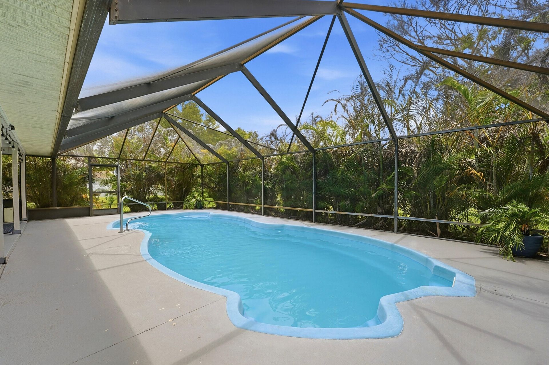 724 24th Square, Vero Beach, FL 32962 Photo