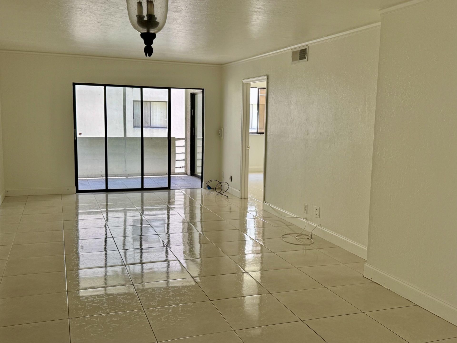 5981 Vía Vermilya, Unit 208, Lantana, FL 33462 Photo