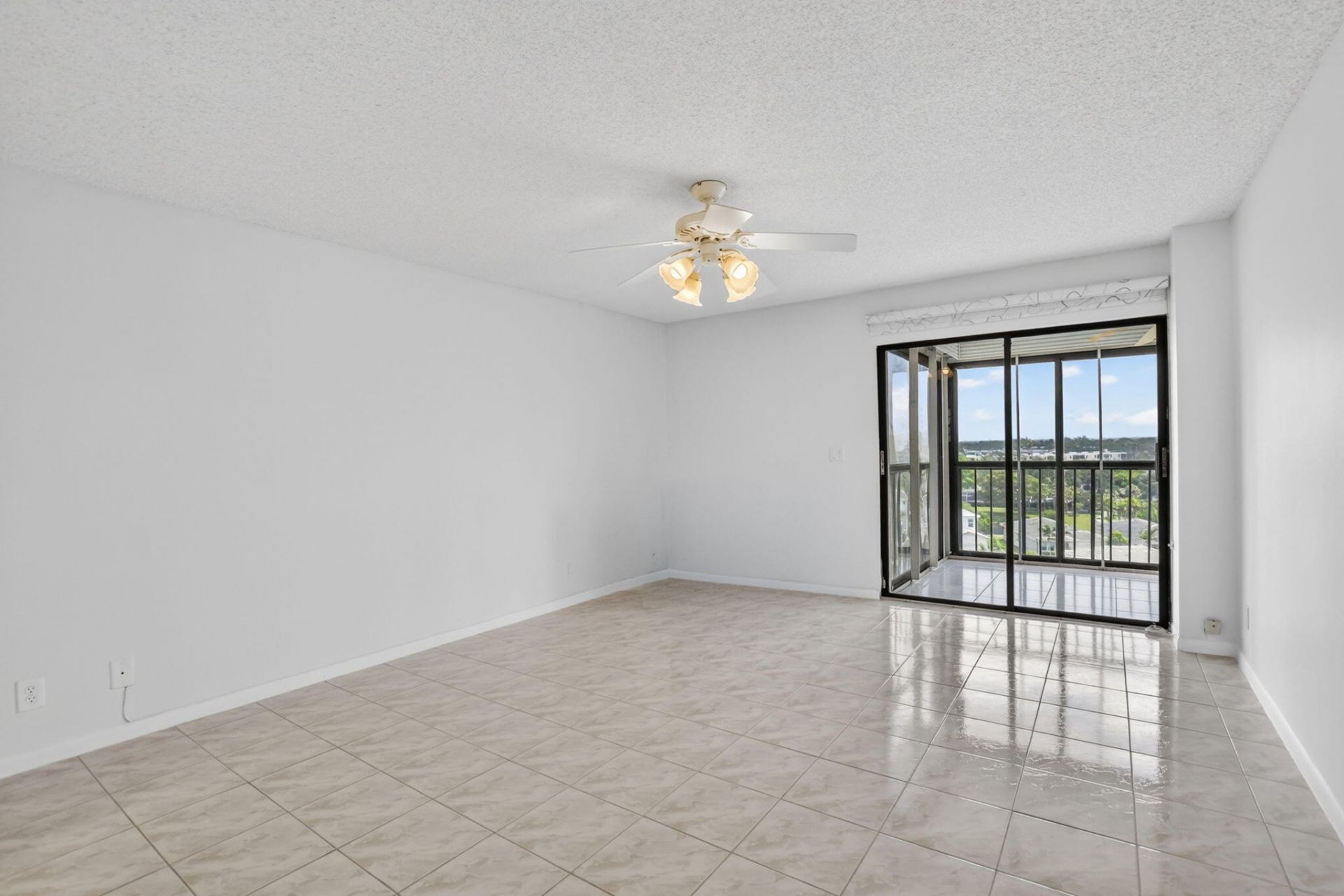 7370 S Oriole Boulevard, Unit 802, Delray Beach, FL 33446 Photo