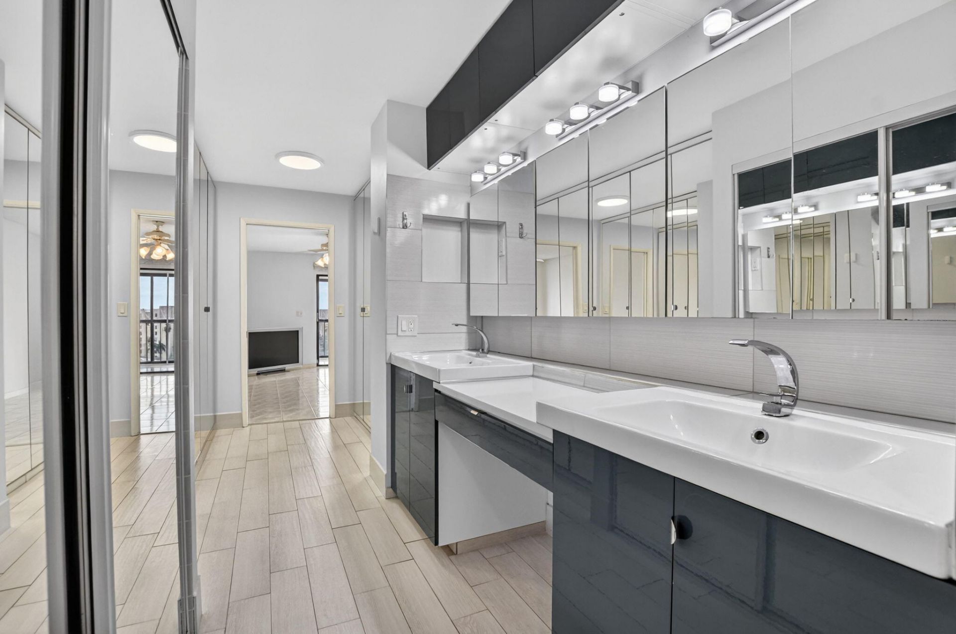 7370 S Oriole Boulevard, Unit 802, Delray Beach, FL 33446 Photo