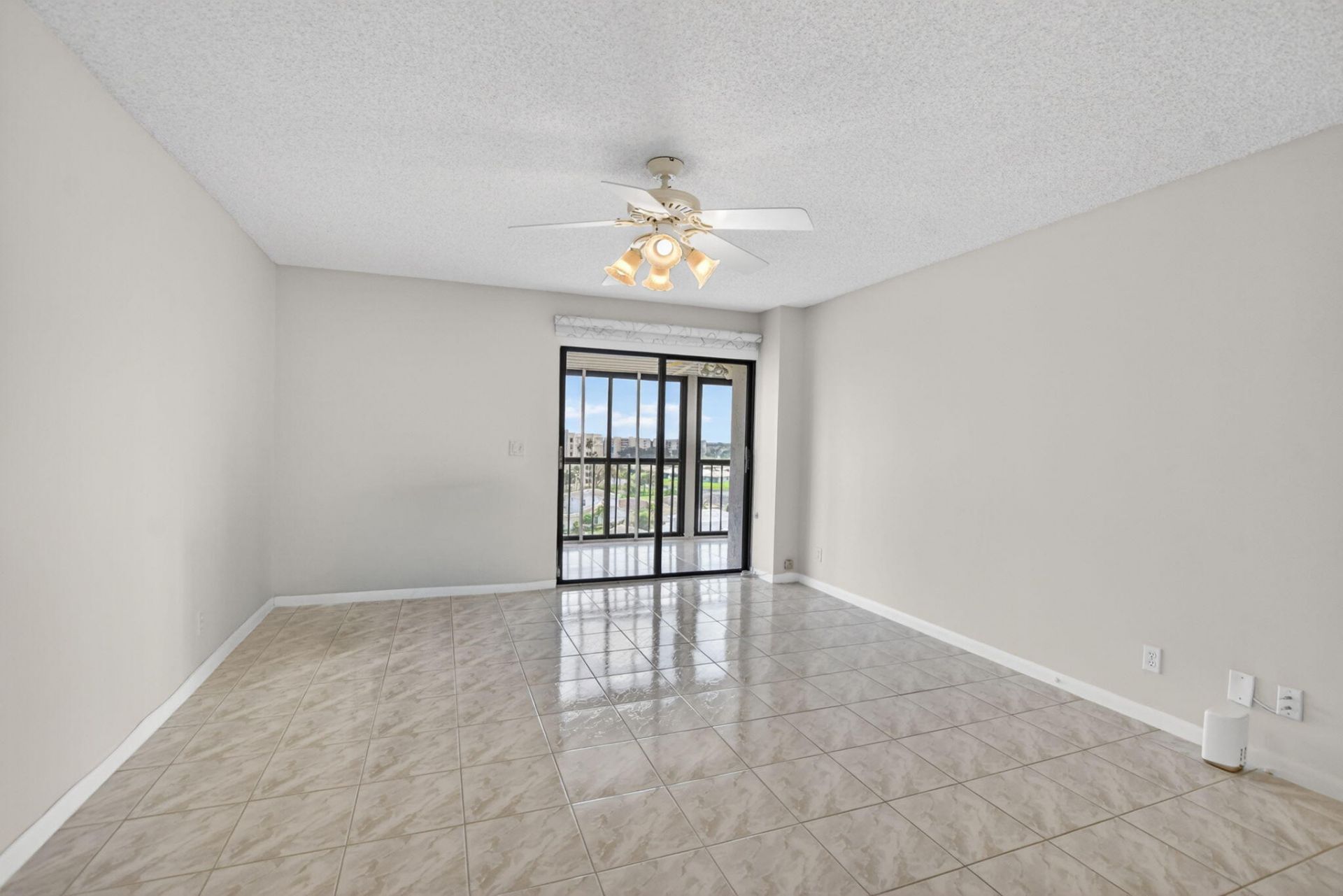 7370 S Oriole Boulevard, Unit 802, Delray Beach, FL 33446 Photo