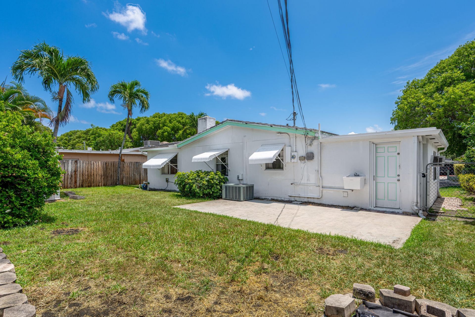 1029 Andrews Road, West Palm Beach, FL 33405 Photo