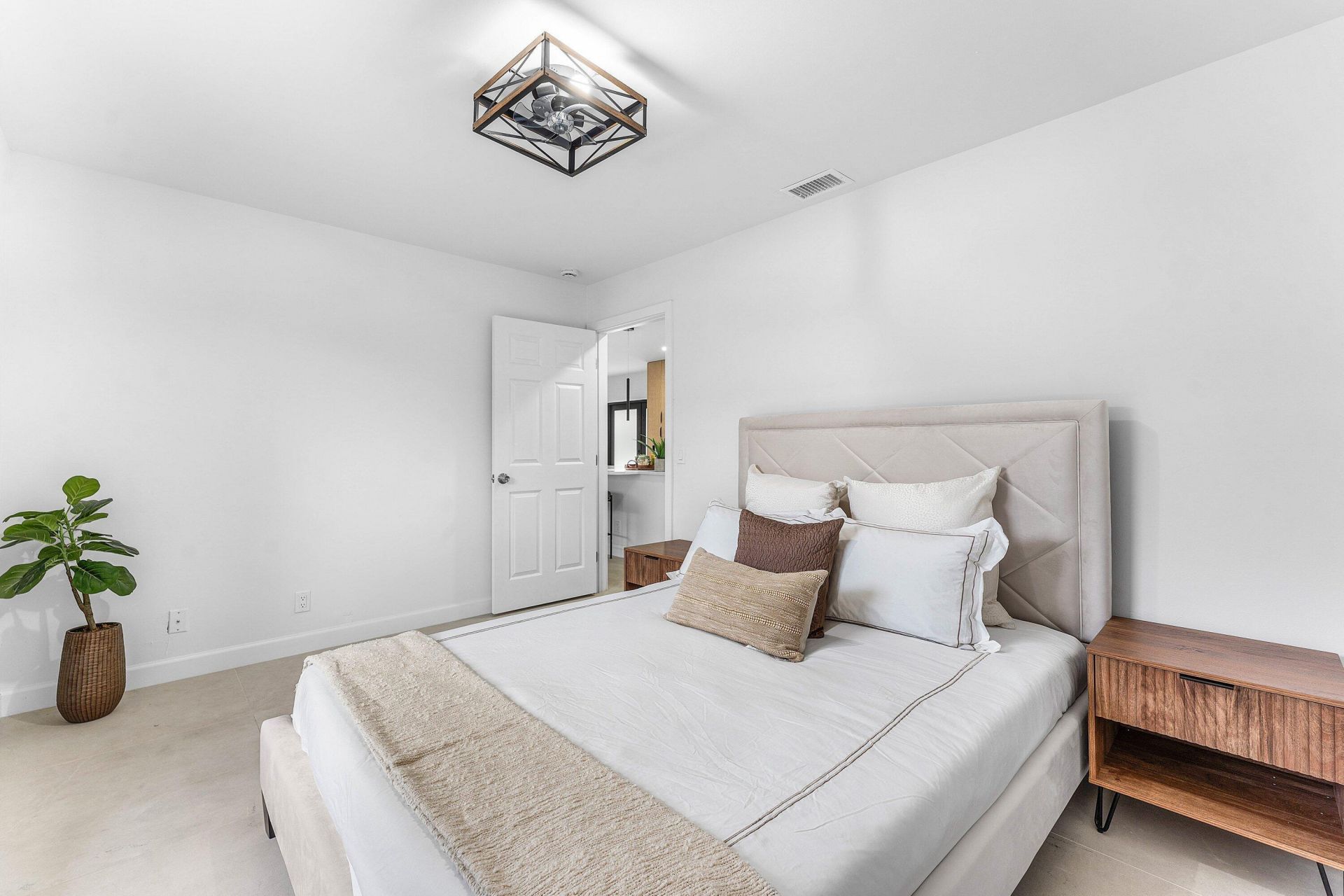 608 SE 2nd Avenue, Delray Beach, FL 33483 Photo