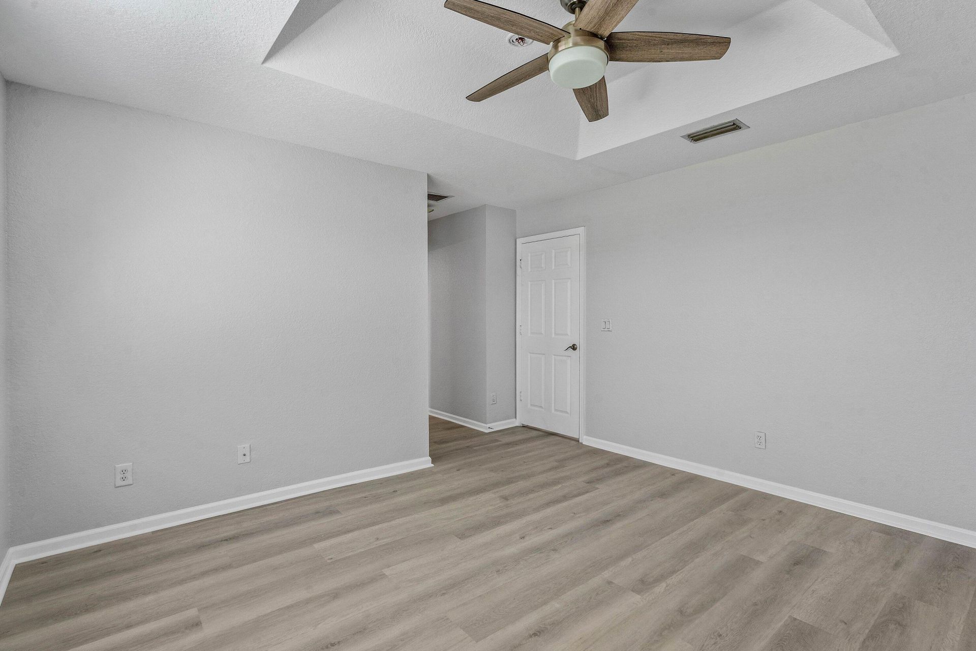 3260 Commodore Court, West Palm Beach, FL 33411 Photo