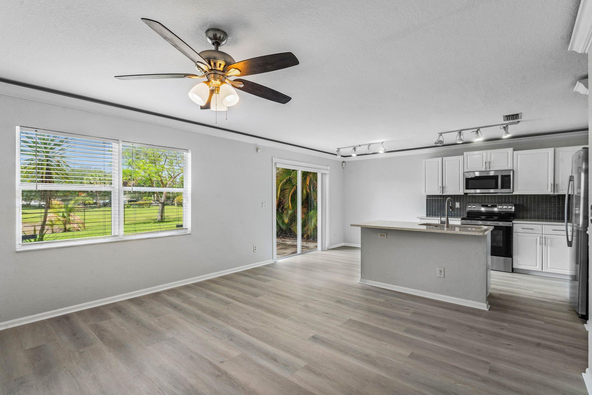 3260 Commodore Court, West Palm Beach, FL 33411 Photo