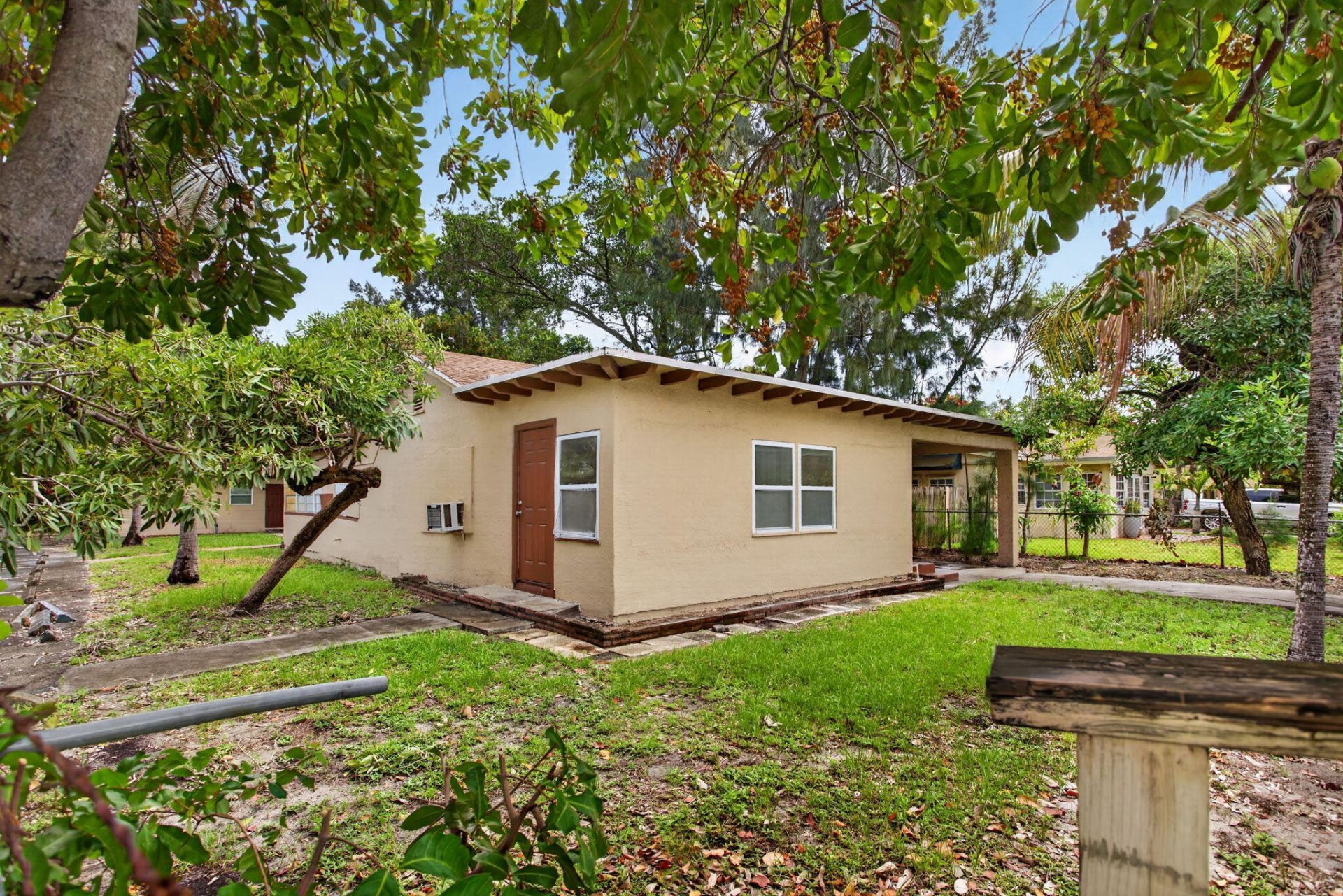 129 NW 11th Street, Pompano Beach, FL 33060 Photo