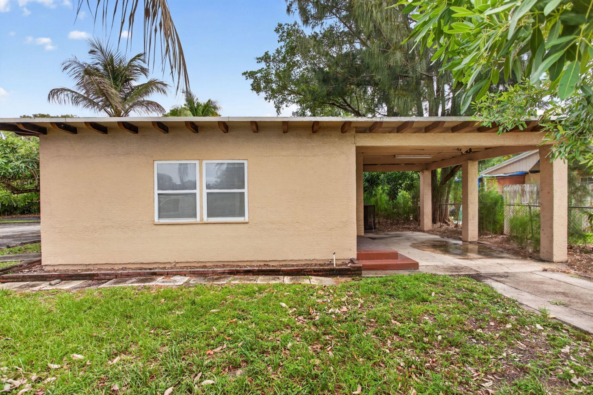 129 NW 11th Street, Pompano Beach, FL 33060 Photo