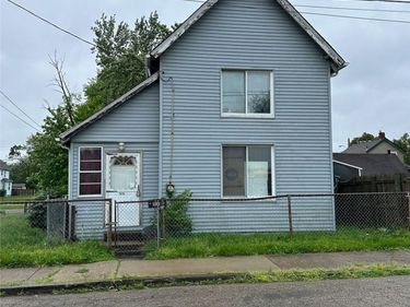 1616 Bank Place SW, Canton, OH 44706